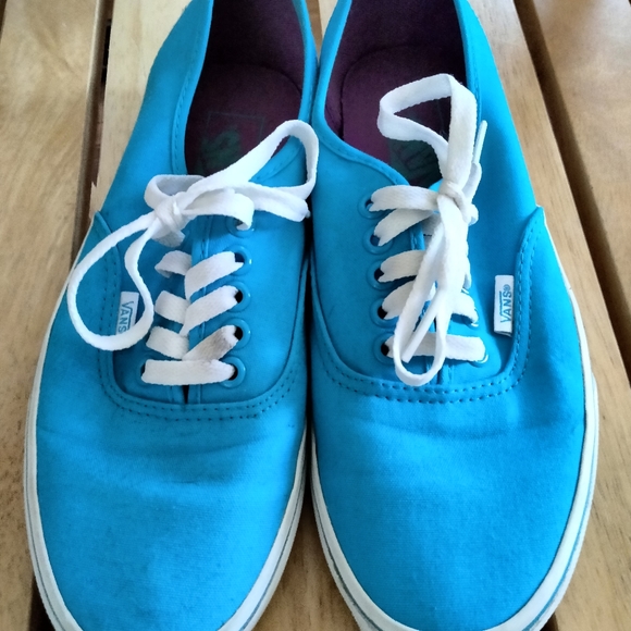 Vans Shoes - Vans shoes blue size 8 💙